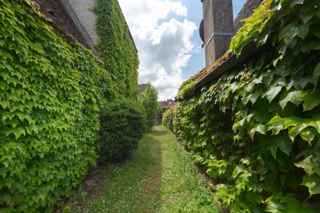 La Petite Maison Du Perigord Tourtoirac Esterno foto